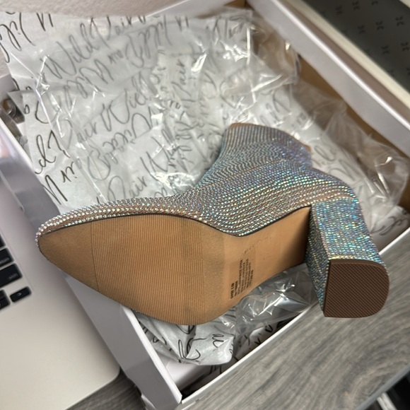 Wild Pair Womens Baybe Rhinestone Block Heel Ankle Boots - Picture 3 of 5